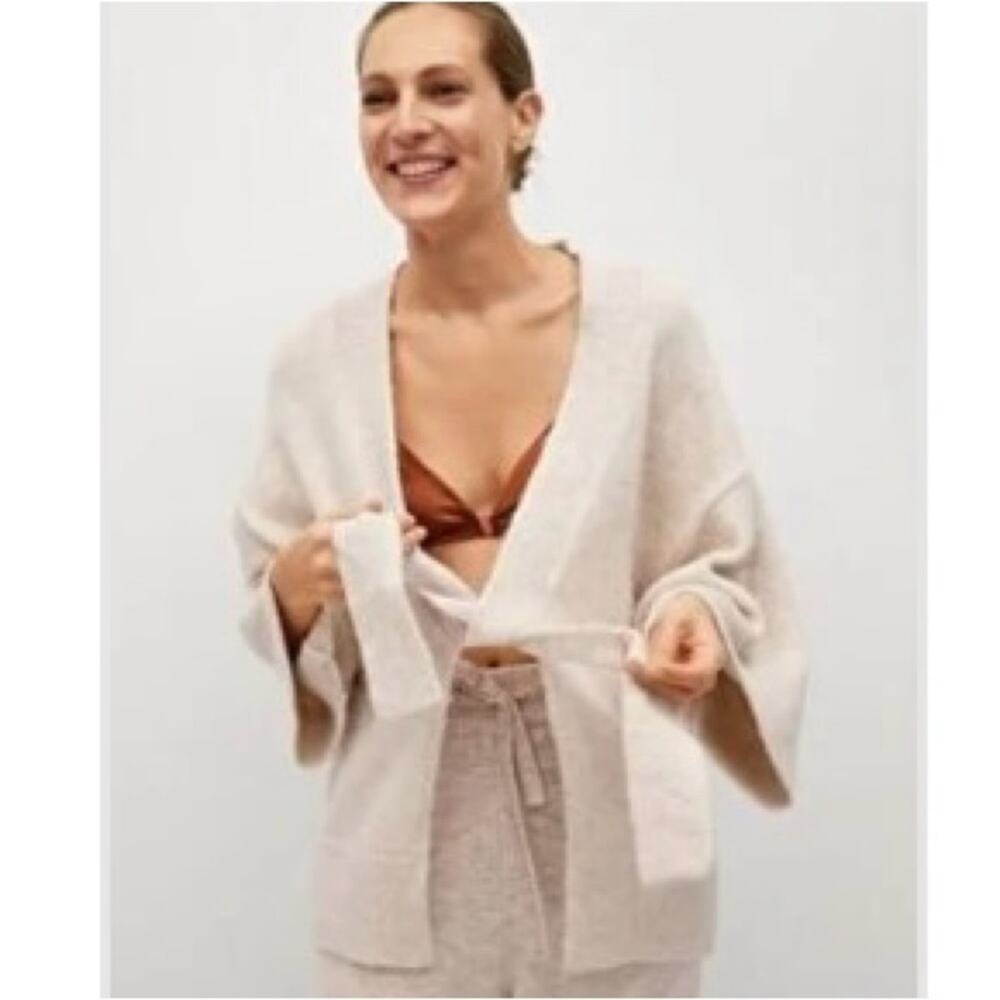Mango Cream Women's Cardigan